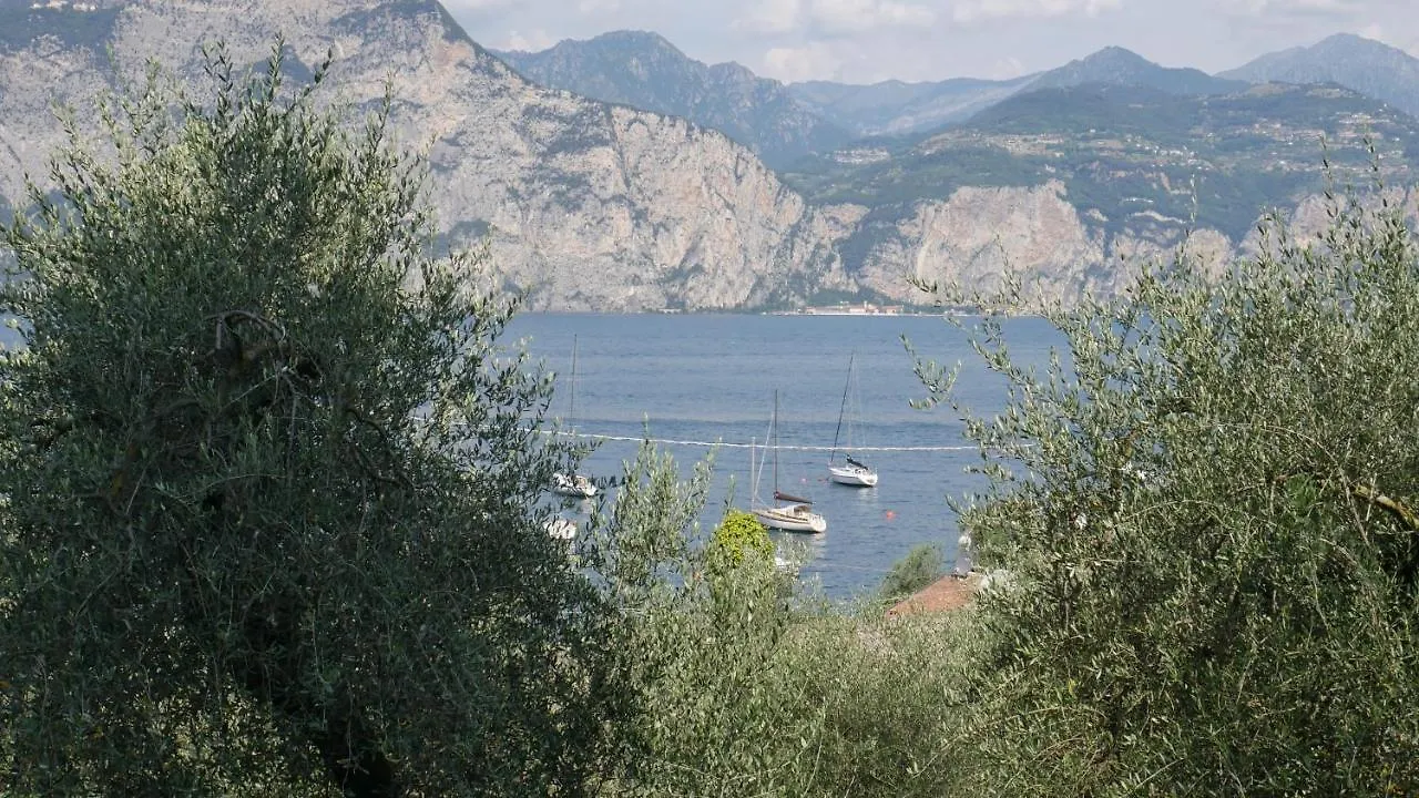 Residence Casa Maria Assenza di Brenzone Aparthotel