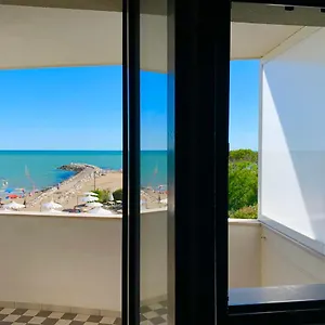 3* Hotel apartamentowy Eurobeach